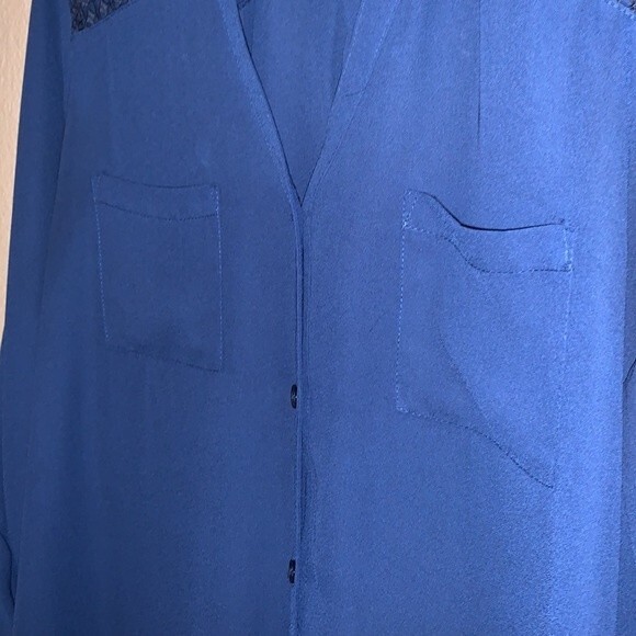 Alyx woman’s blue sheer button down 3/4 tab sleeve blue Large W/shoulder detail - Picture 6 of 12